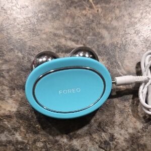 FOREO Aqua Blue Facial Device